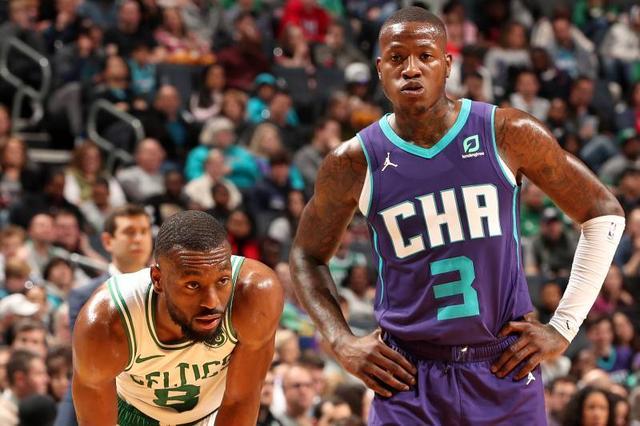 球则是弱侧 球则是弱侧